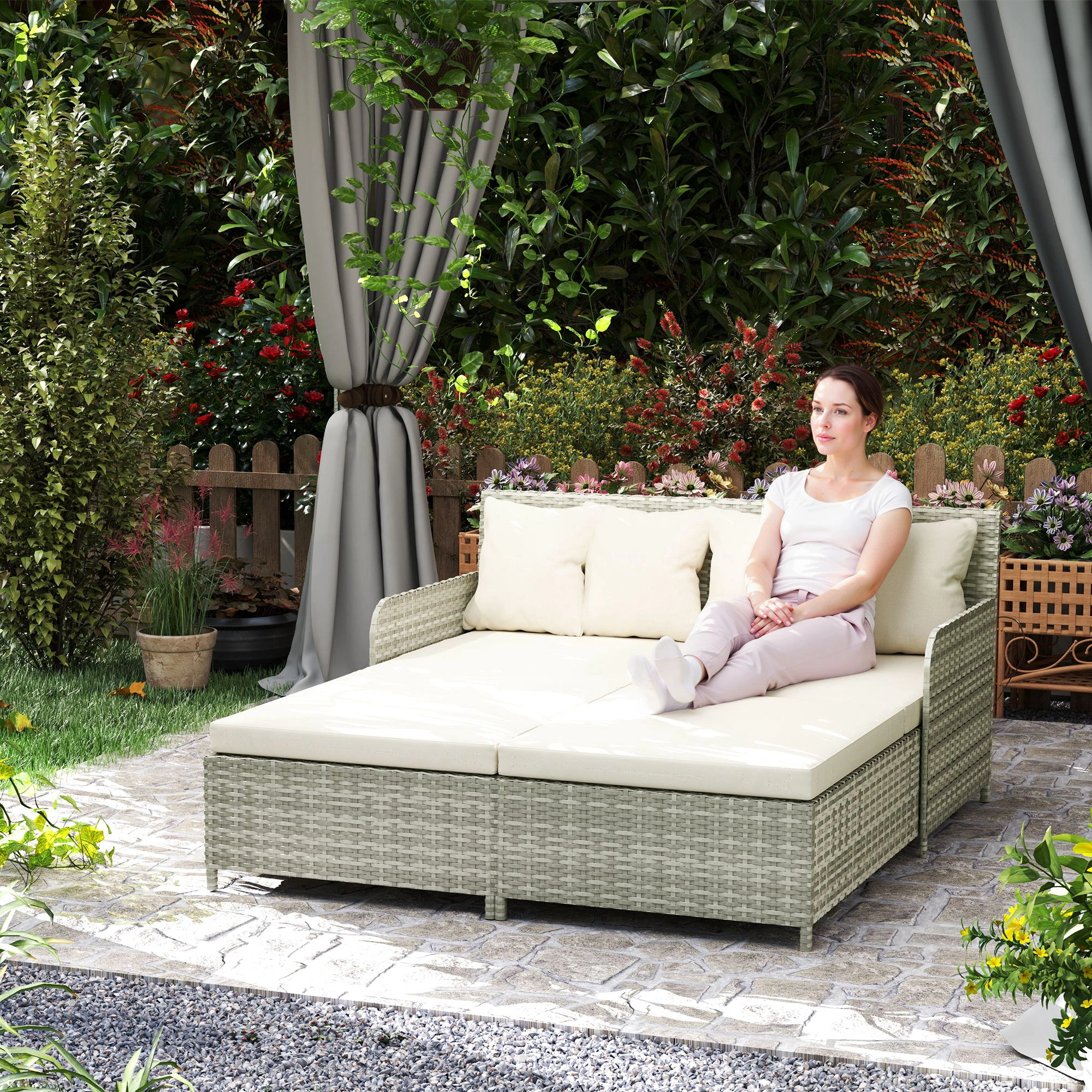 Outdoor Rattan Daybed Wicker Chaise Lounge Pool Side Furniture with Cushion