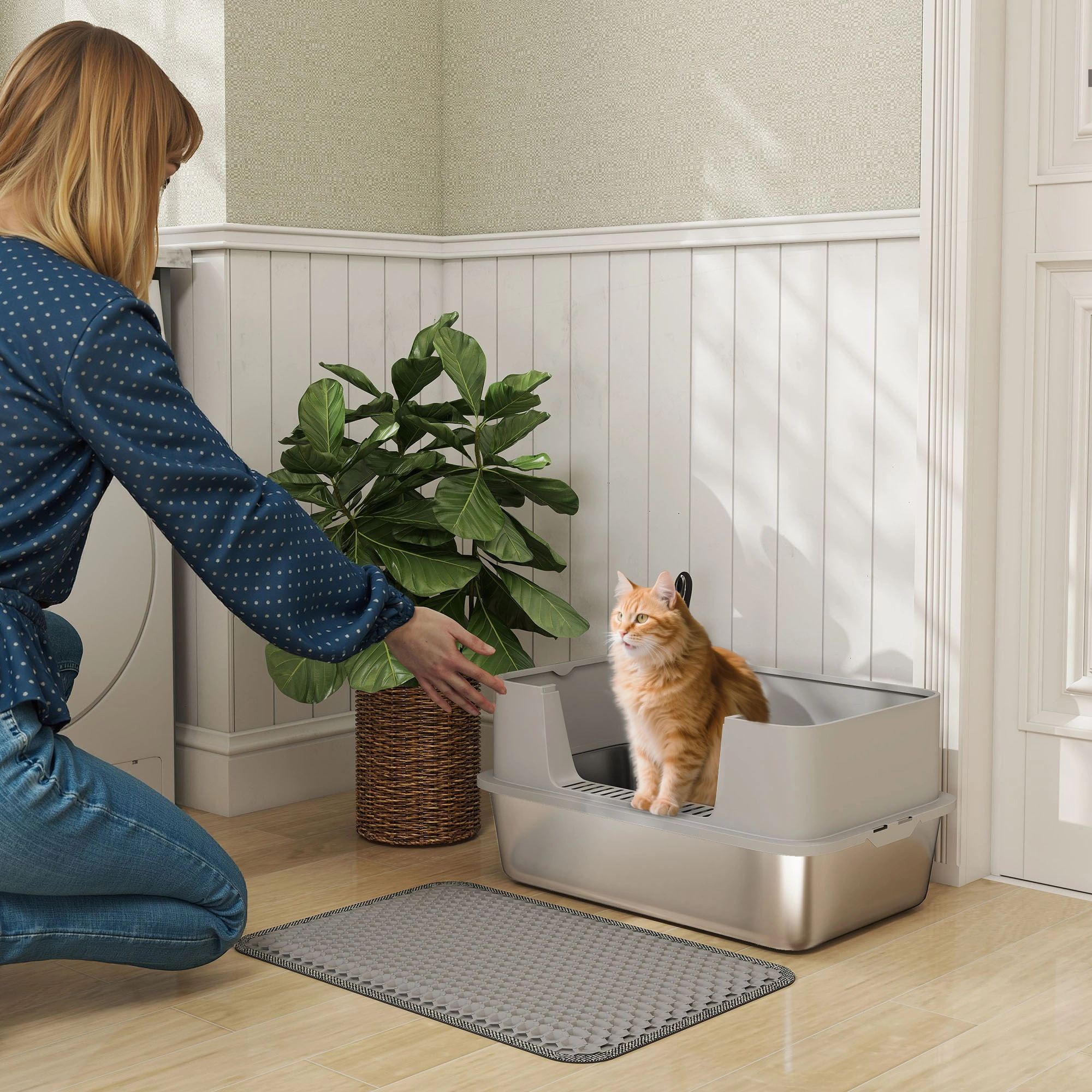 Large Open Top Cat Litter Box with High Sides, Non-Slip Bottom, Easy Clean Design