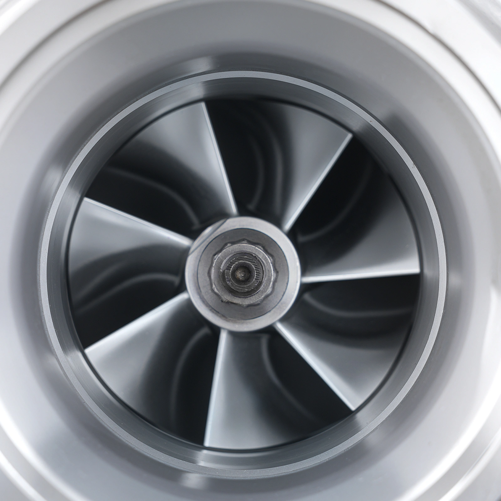 Turbocharger Turbo fit for Isuzu NPR-HD NQR NPR-XD NQR 4HK1 2011-2019 VDA40026