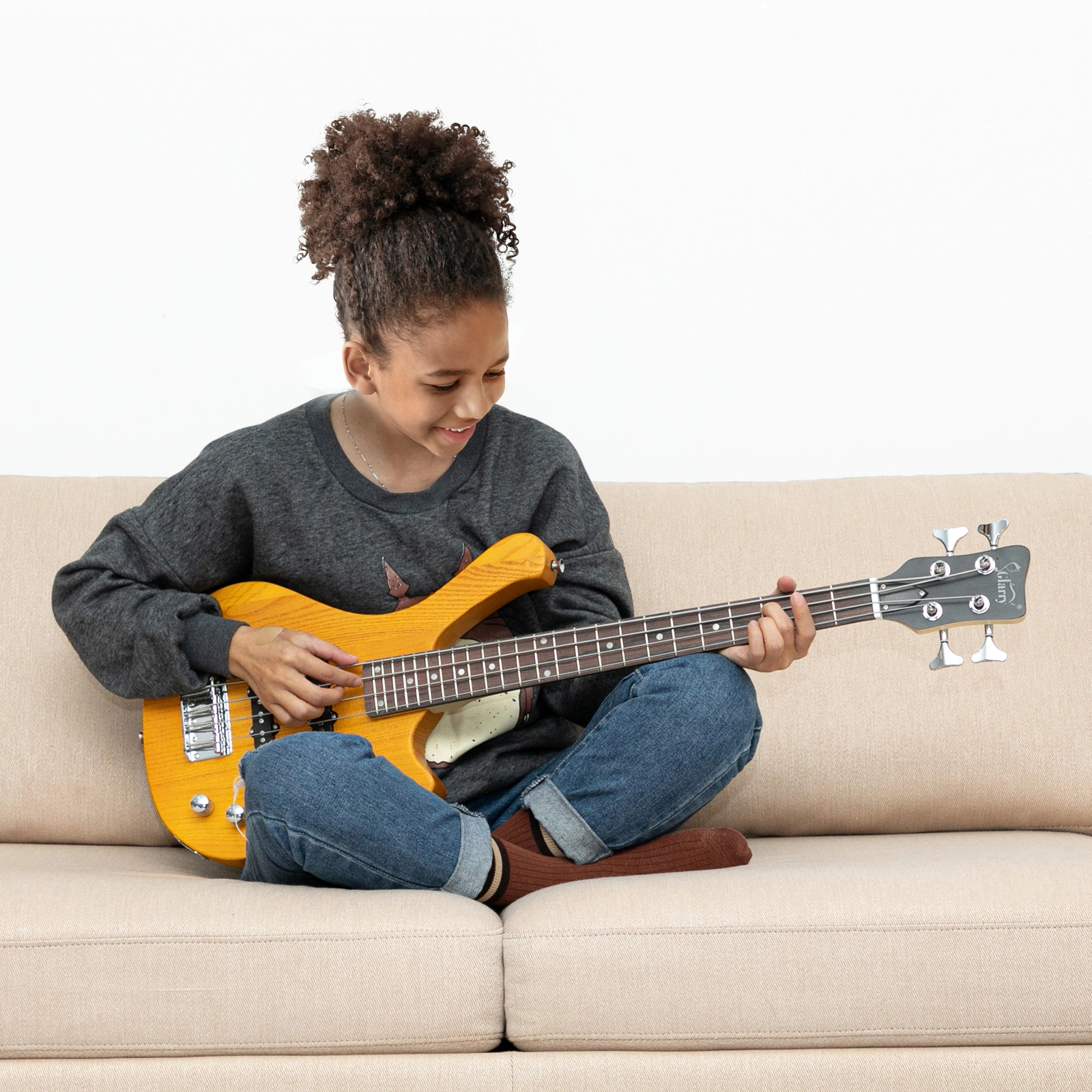 GW101 36in Small Scale Electric Bass Guitar Suit With Mahogany Body SS Pickups, Guitar Bag, Strap, Cable Transparent Yellow view 7