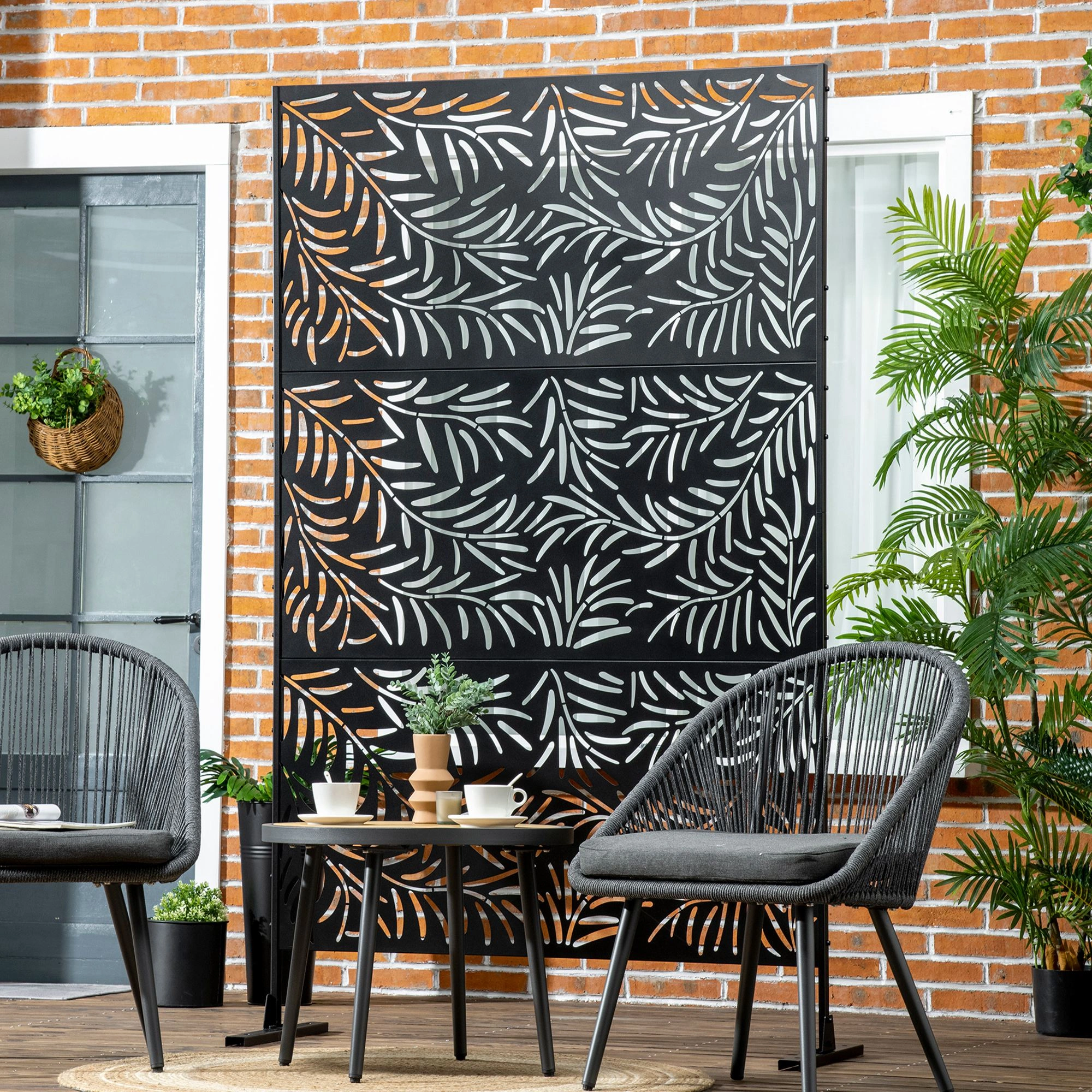 Outdoor Privacy Screen Fence Cover - Windproof Garden Yard Mesh Protector