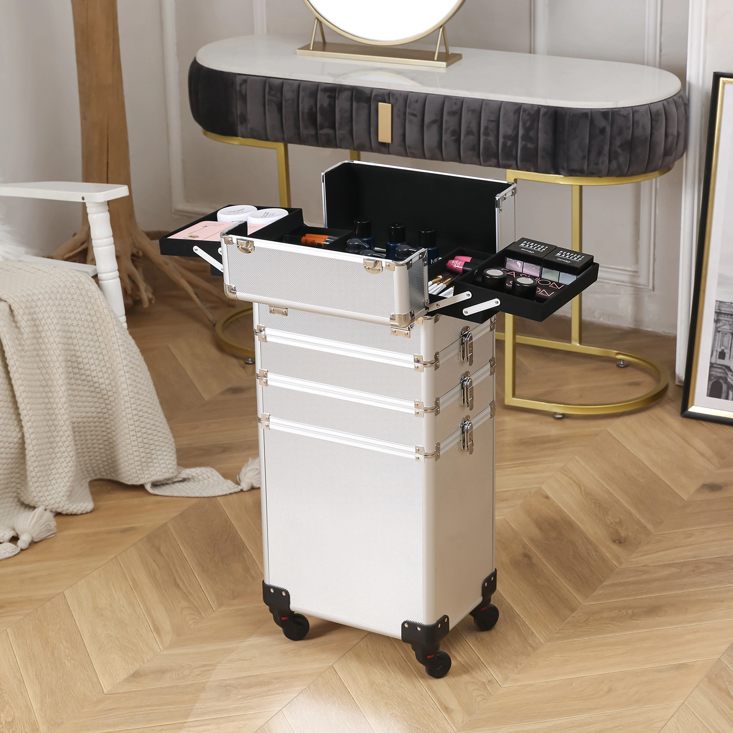 Silver Aluminum Rolling Makeup Case 4-in-1 Interchange