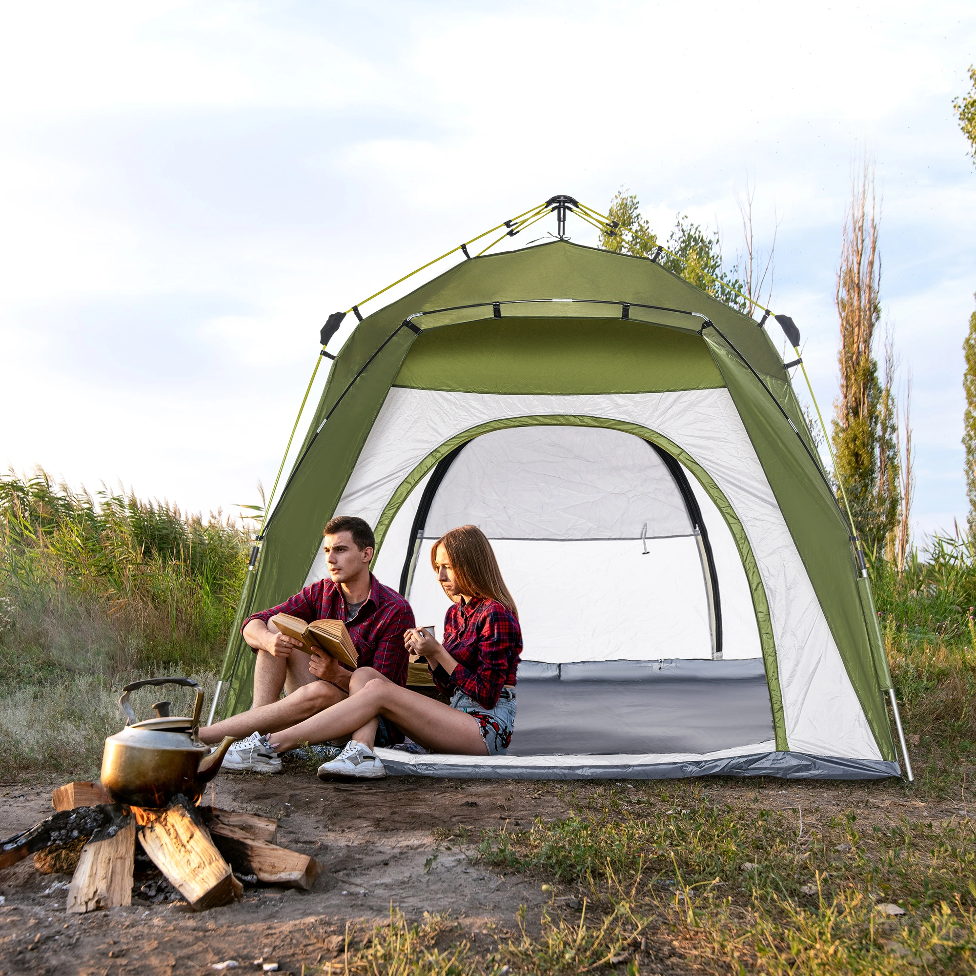 Family Camping Tent - Waterproof Outdoor Hiking Shelter with Easy Setup for 4-6 Person Use
